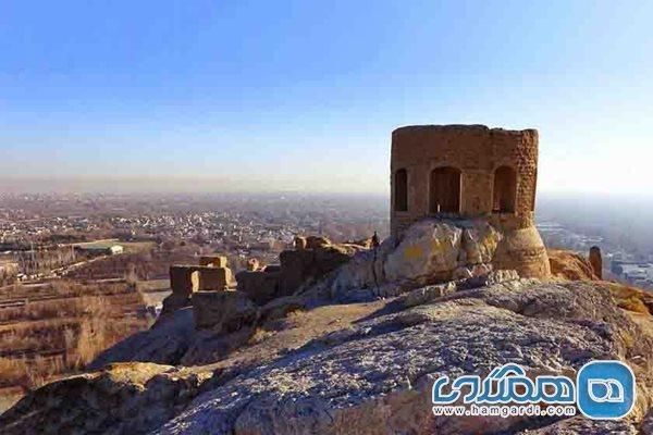 آتشگاه یکی از آثار تاریخی شهر اصفهان است آتشگاه یکی از آثار تاریخی شهر اصفهان است